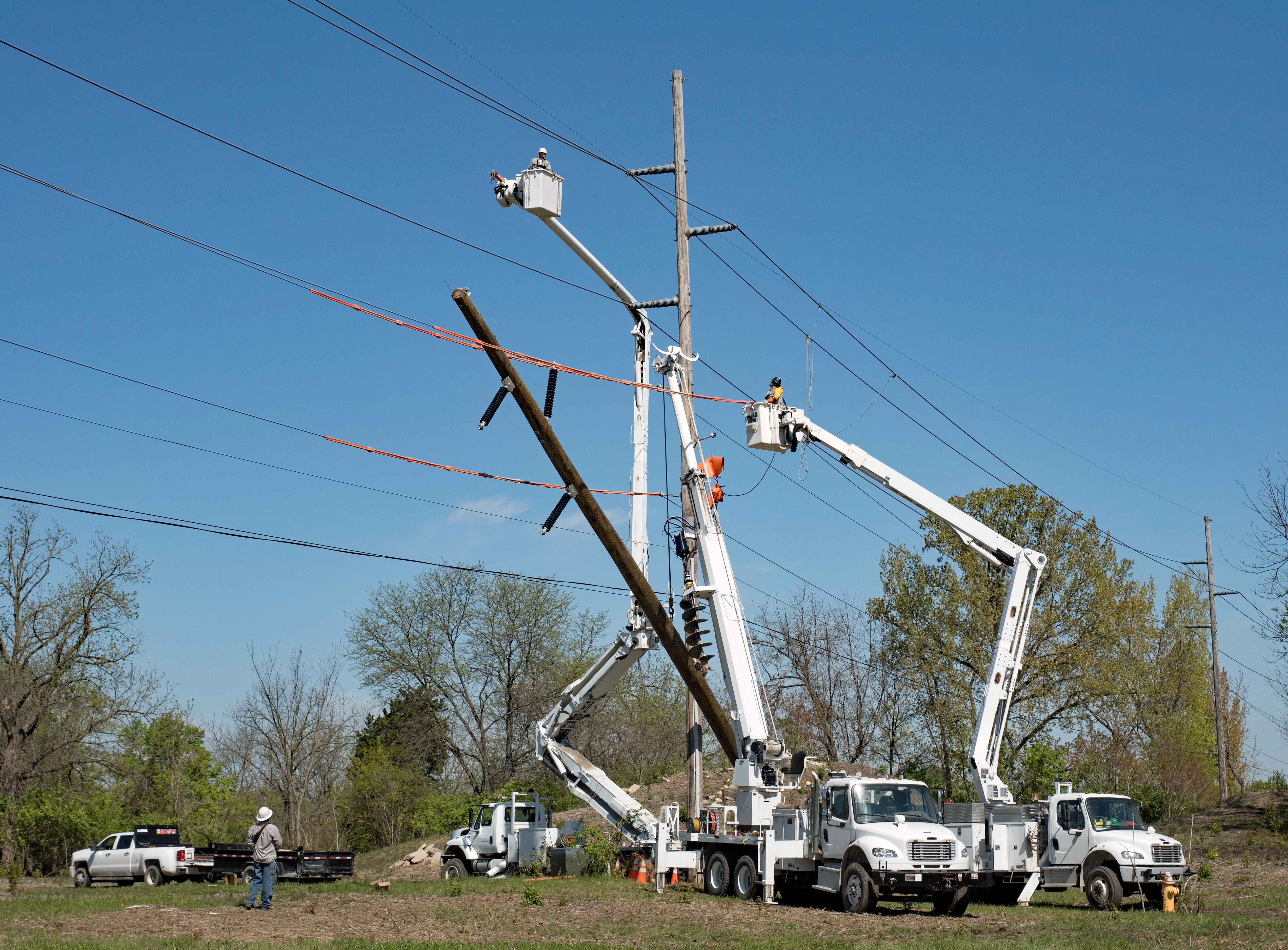 Securing Critical Land Rights for a North Carolina Transmission Line Expansion